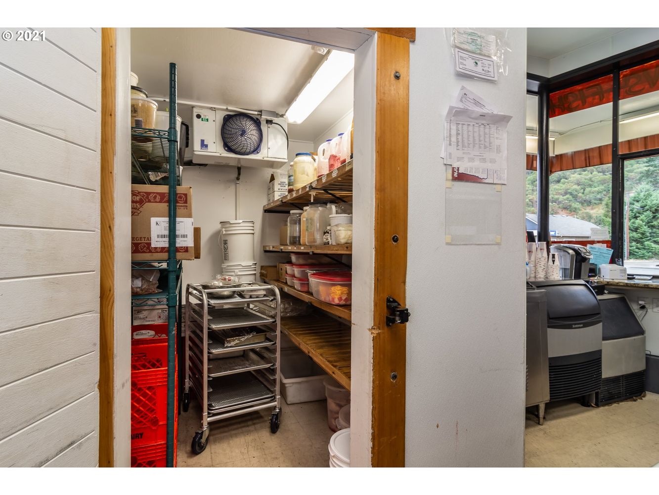 1270 W Harvard Ave, Roseburg, OR 97471